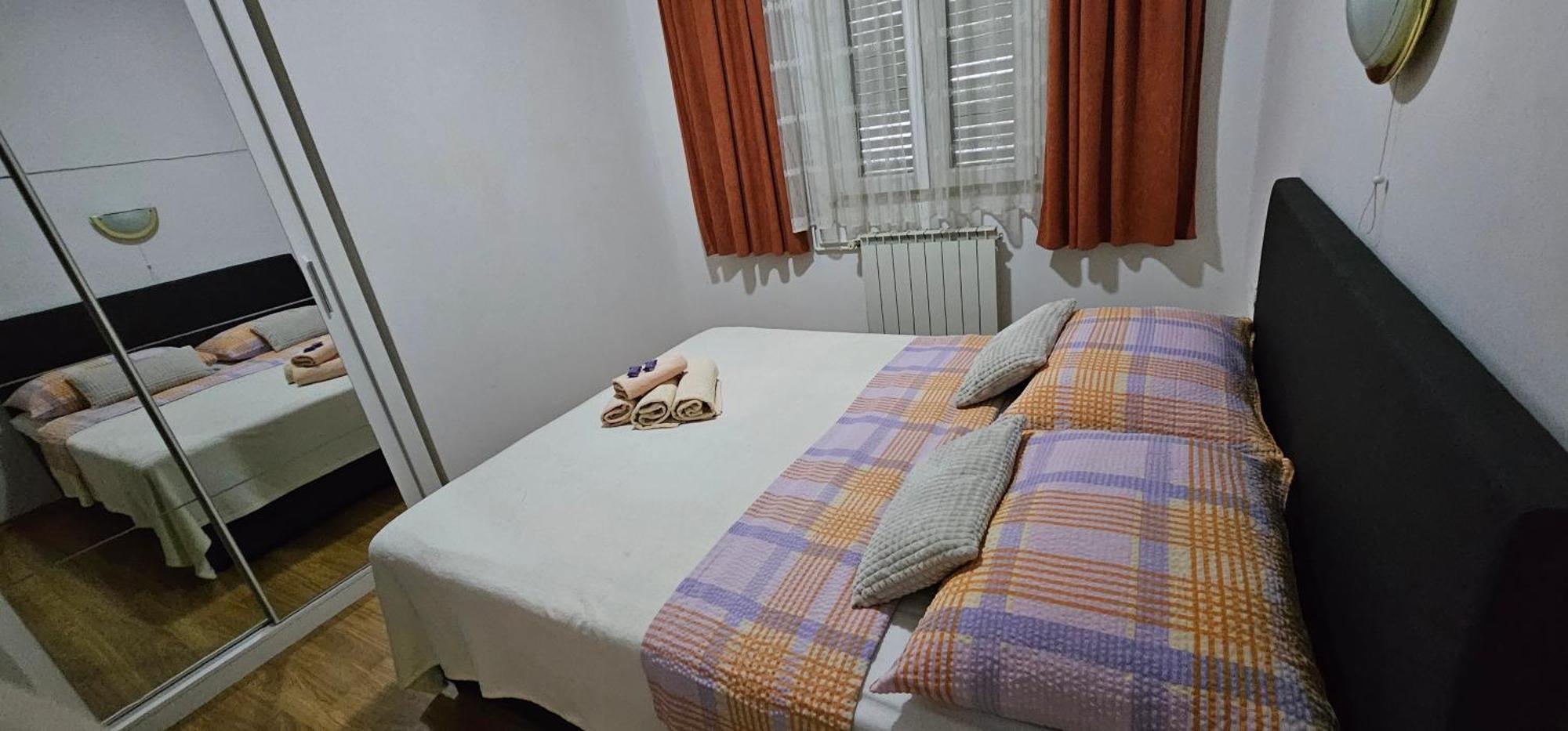 Apartman Pida プリモシュテン エクステリア 写真