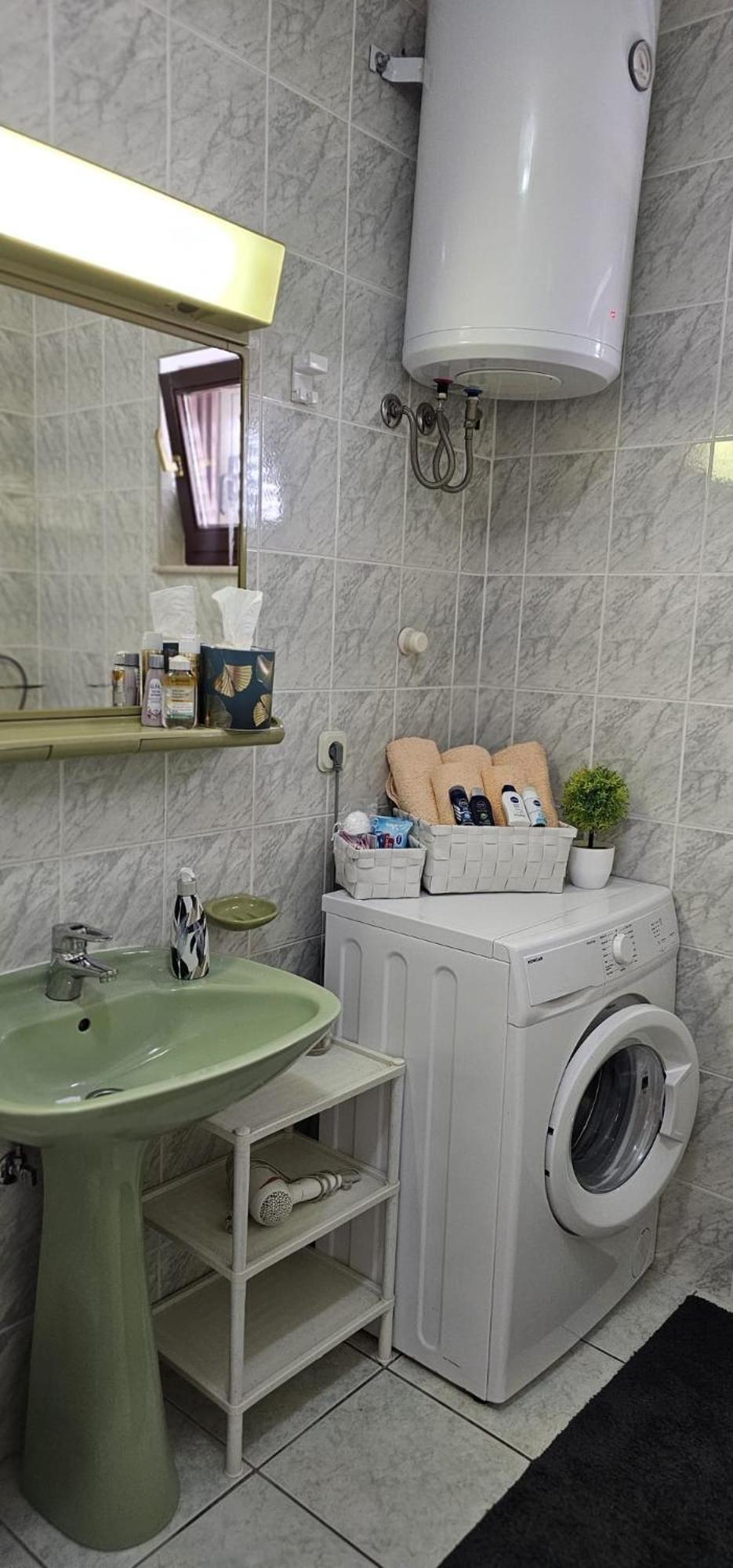 Apartman Pida プリモシュテン エクステリア 写真